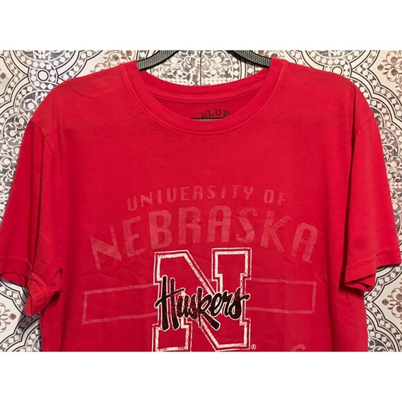 Blue 84 University Of Nebraska Huskers Red T-Shirt Size M - Picture 3 of 8